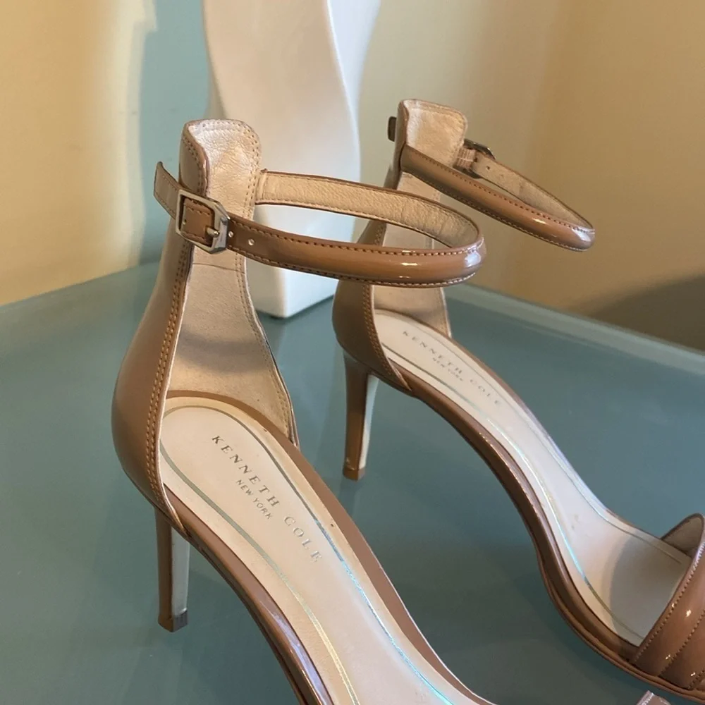 Kenneth Cole Heeled Sandals with Ankle Strap Size 9.5